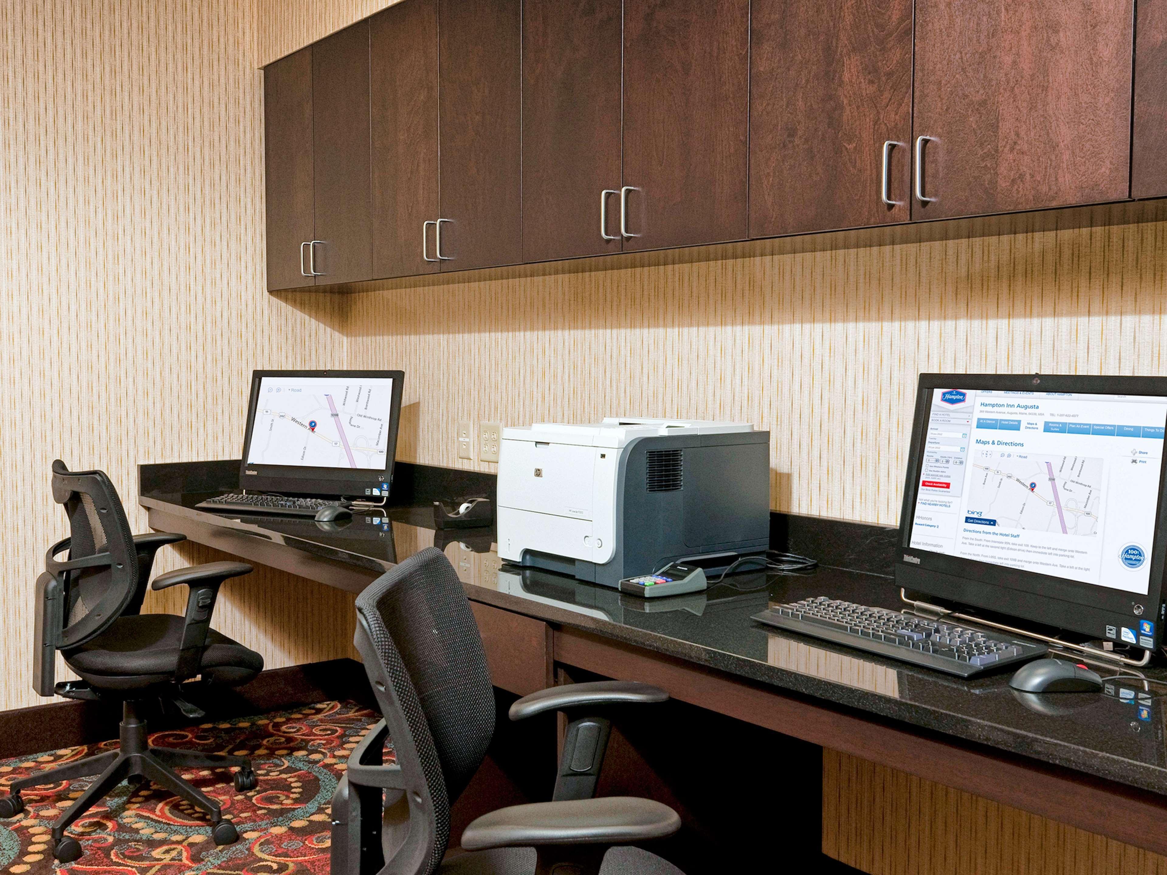 Hampton Inn Аугуста Екстериор снимка