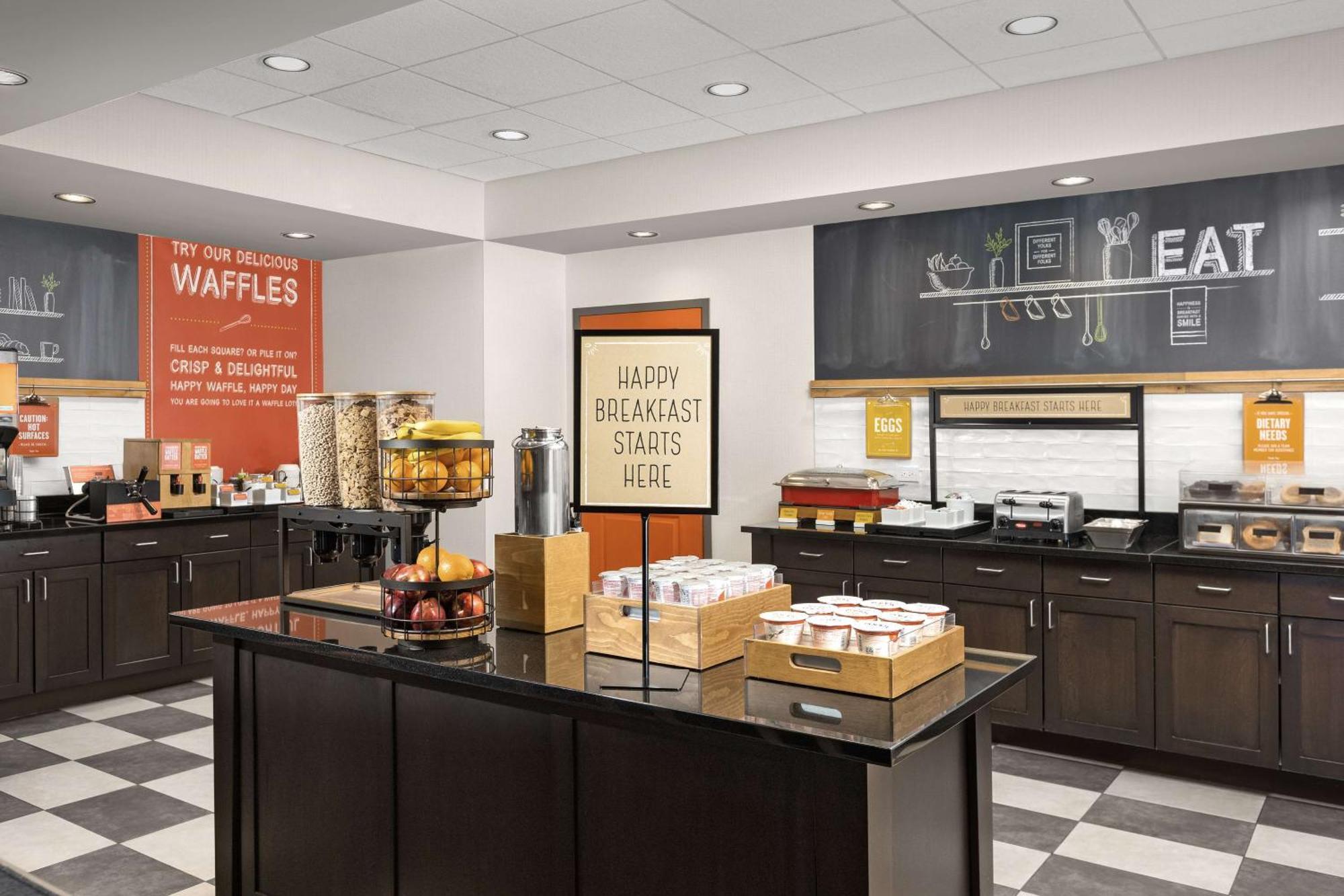 Hampton Inn Аугуста Екстериор снимка