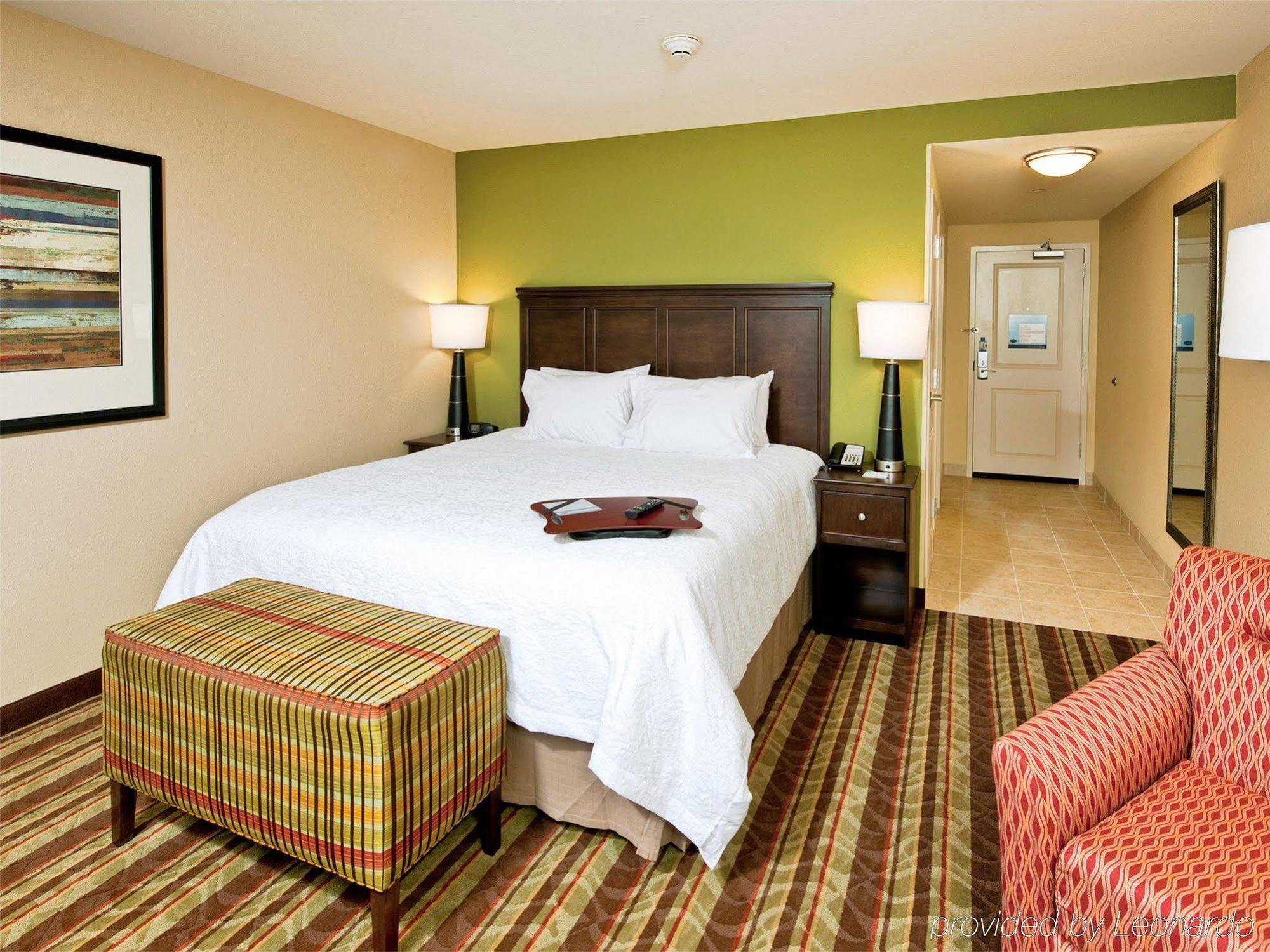 Hampton Inn Аугуста Екстериор снимка