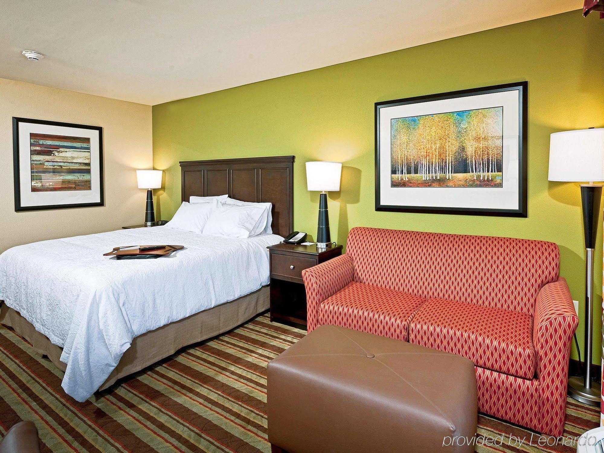 Hampton Inn Аугуста Екстериор снимка